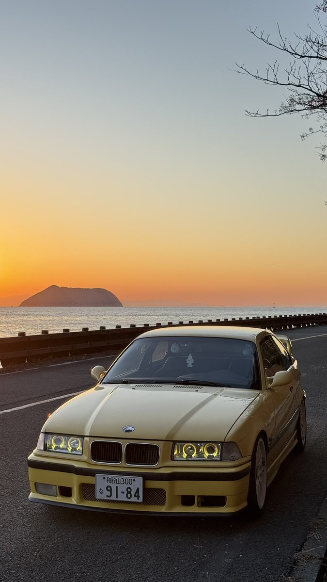 30年以上前のカッコイイクルマを貼る 32年前