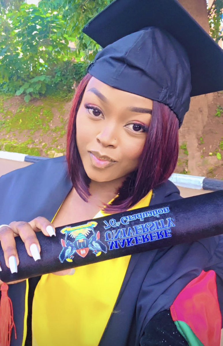 Exclusive Bizz tweet media