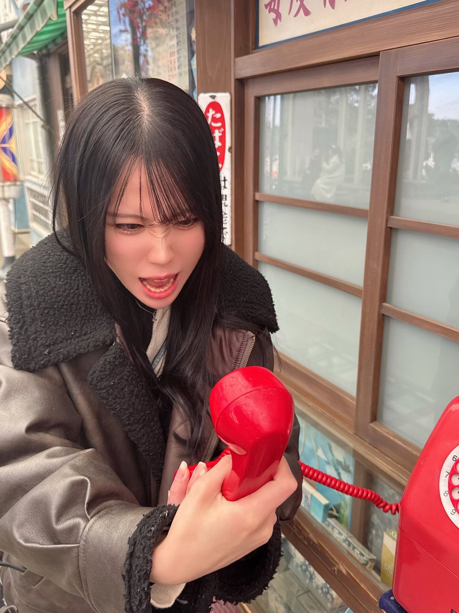 OTOMICHI_yumino's tweet photo. 説教電話に立ち向かう人 https://t.co/8sZa0nvrX5