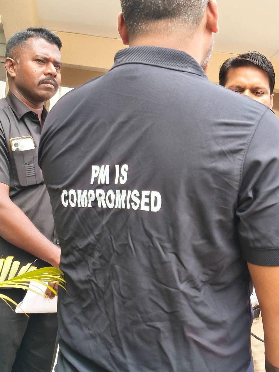 A Congress MLA walked into the Odisha Legislative Assembly today wearing a T-shirt that read:
“PM IS COMPROMISED”

Not a press conference. Not a tweet. Inside the House. On the record. On camera.

This is Sagar Charan Das; the same man who stood up for IYC protesters while the