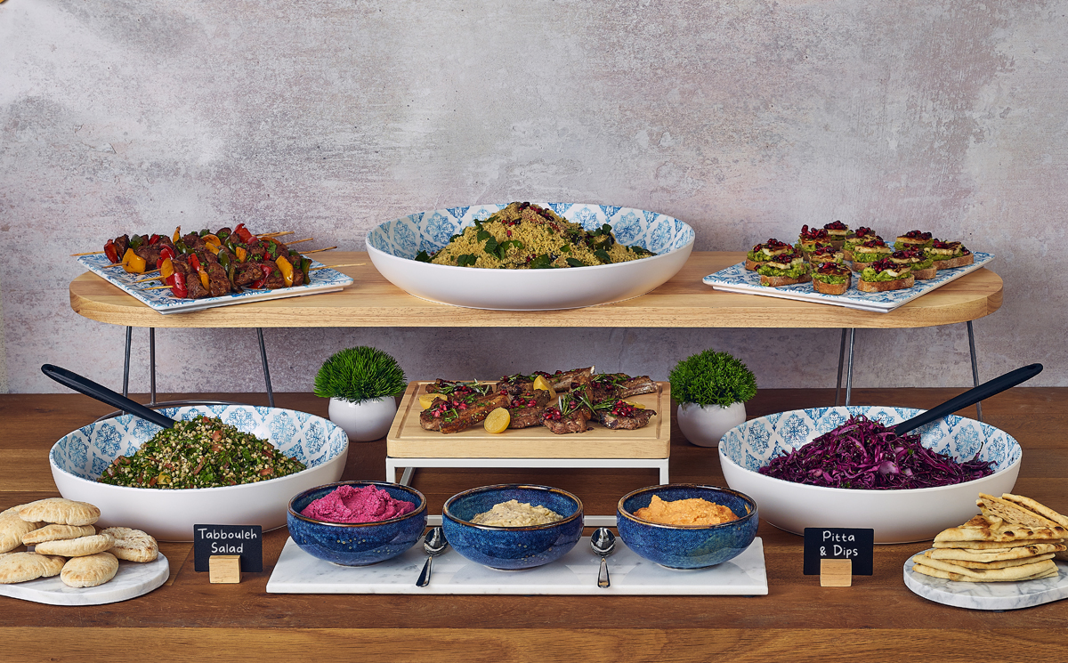 Introducing Talavera, our innovative new melamine collection designed to bring versatility to any buffet presentation. Inspired by the charm of traditional hand-painted ceramic, these pieces are not only robust but also visually striking. 

Explore:obi41.nl/bdwuhyr5