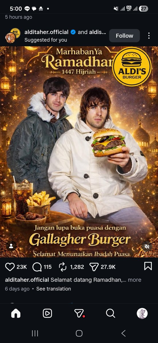 weezerreal_'s tweet photo. @liamgallagher Yo liam when did you take this photo https://t.co/otNQNeT5lv