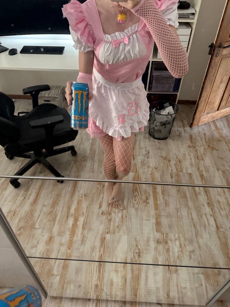 FemboyHop tweet media