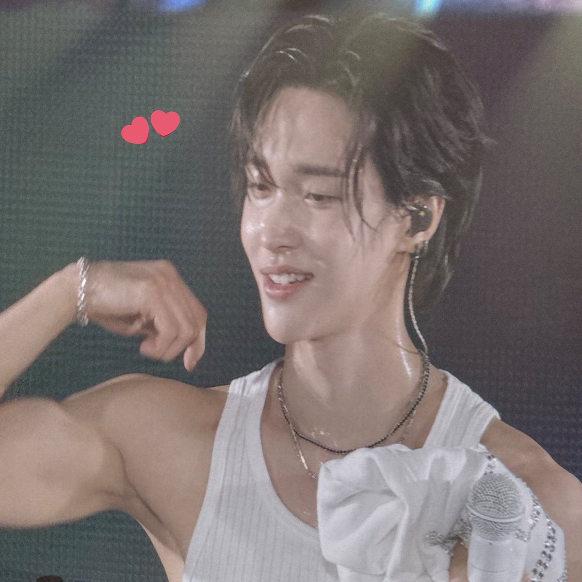 らぶこ tweet media