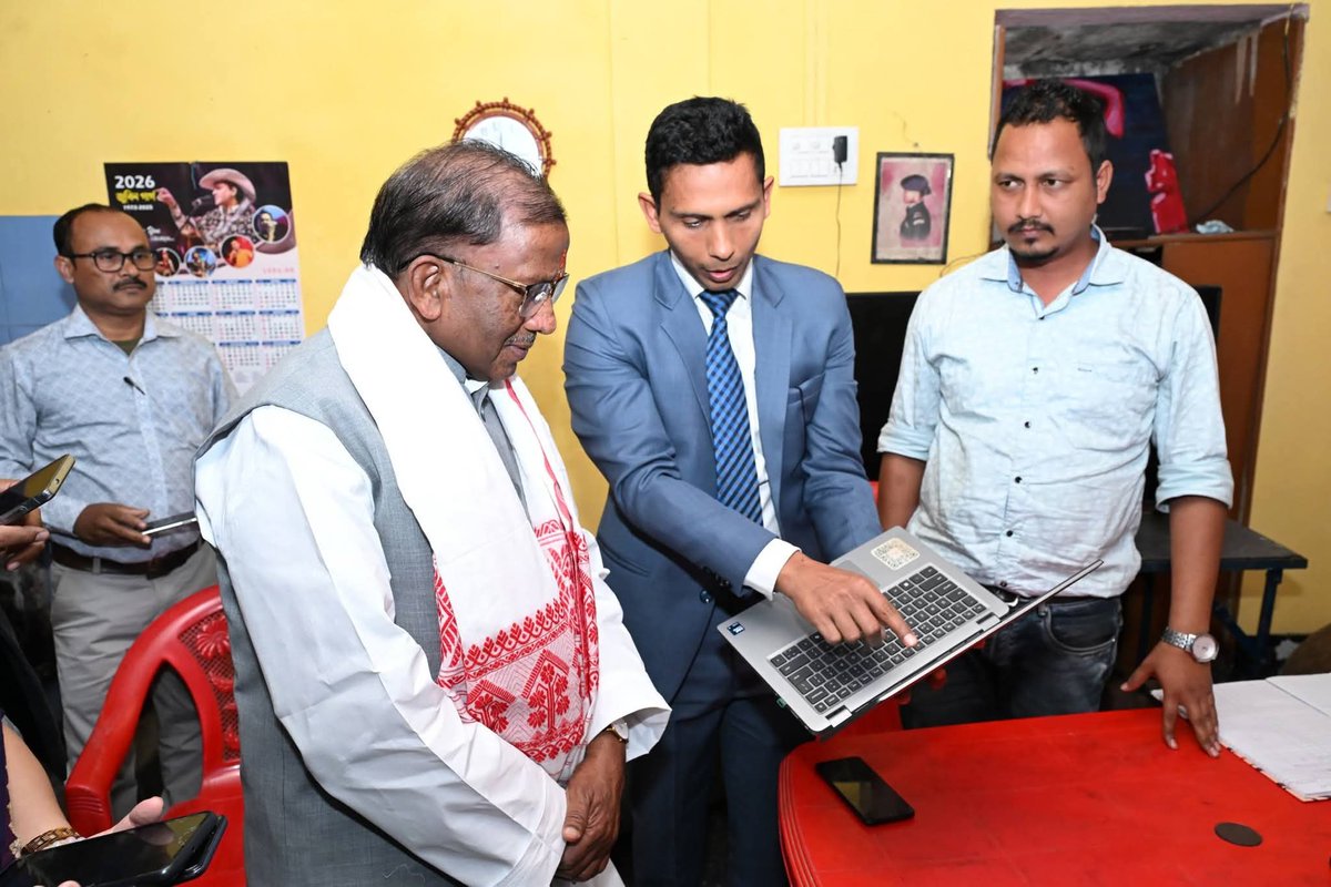 AssamSto's tweet photo. #TBMuktBharat #TBHaregaDeshJeetega
@TbDivision @nhm_assam 
On 24/02/2026 Hon’ble Governor of Assam extends support to communities by distributing food baskets and reviewing HH Xray Machines during Sewa Sankalp Saptah. https://t.co/wqUpAlPU0z