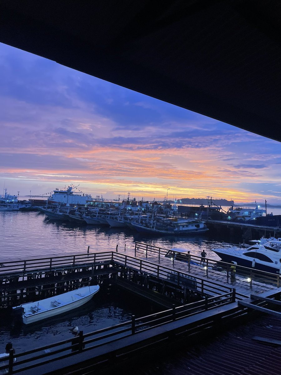 yamik's tweet image. #fOreveR grateful to see such a beautiful sunset before iftar 🌅🪼🐡🍀🪸🌷🛥️🫧