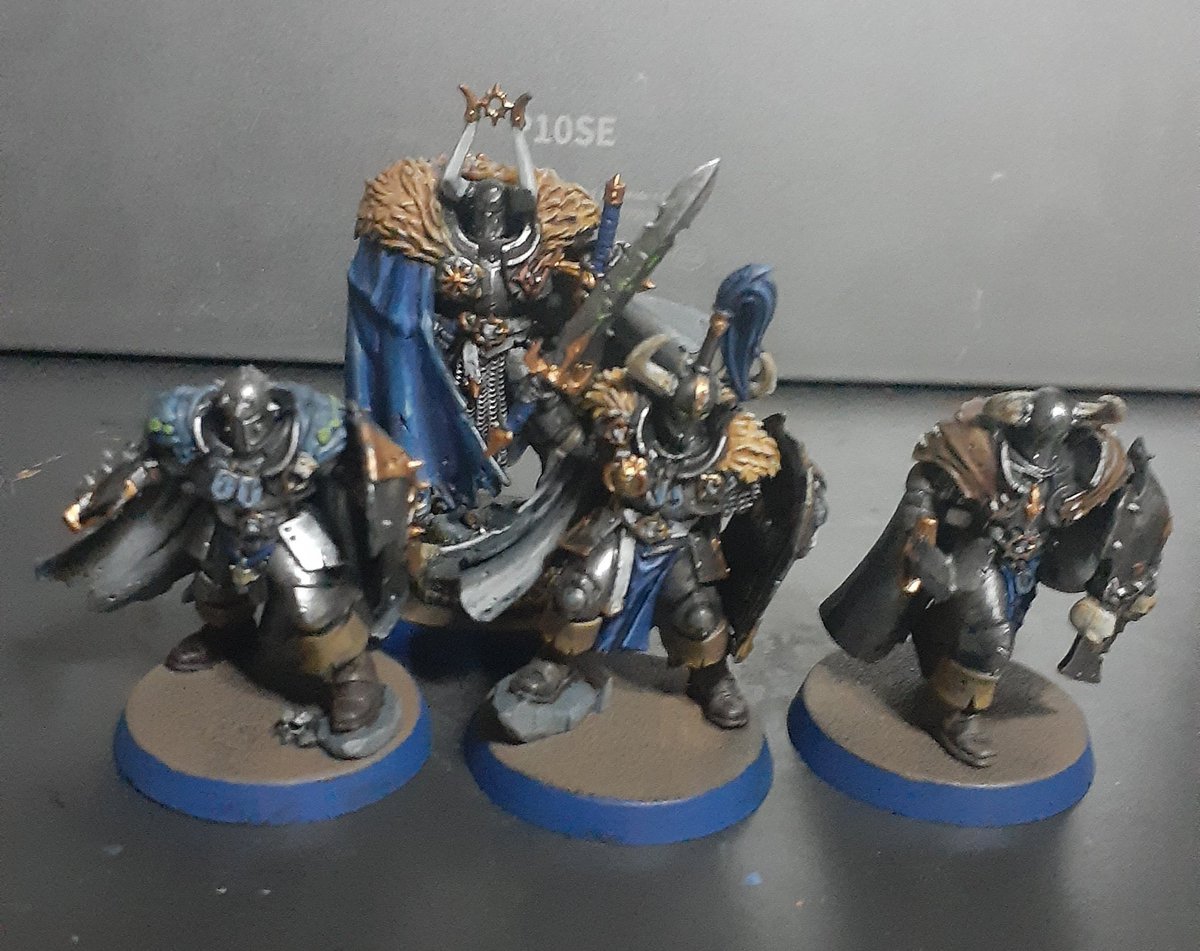 ケイオスロードに随伴するのは StDが誇る重歩兵ケイオスウォリアー