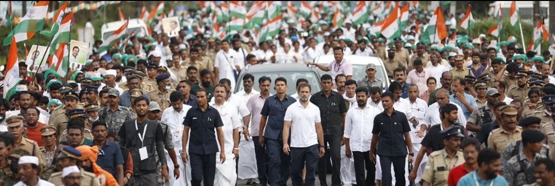 We would all be better off if Rahul Gandhi was prime Minister right now.

Raise your hand if you agree ✋🏻