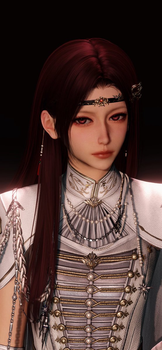 この髪飾りに合う衣装がわからなくて一旦女王陛下に捧げた