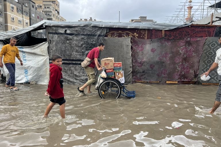 FalasteenWith's tweet photo. Rain is falling hard over Gaza today, and for families living in tents, every drop feels heavier. Thin fabric can’t keep out the cold or flooding! 🌧️💔
#gaza #palestine https://t.co/PPSt2XV1EB