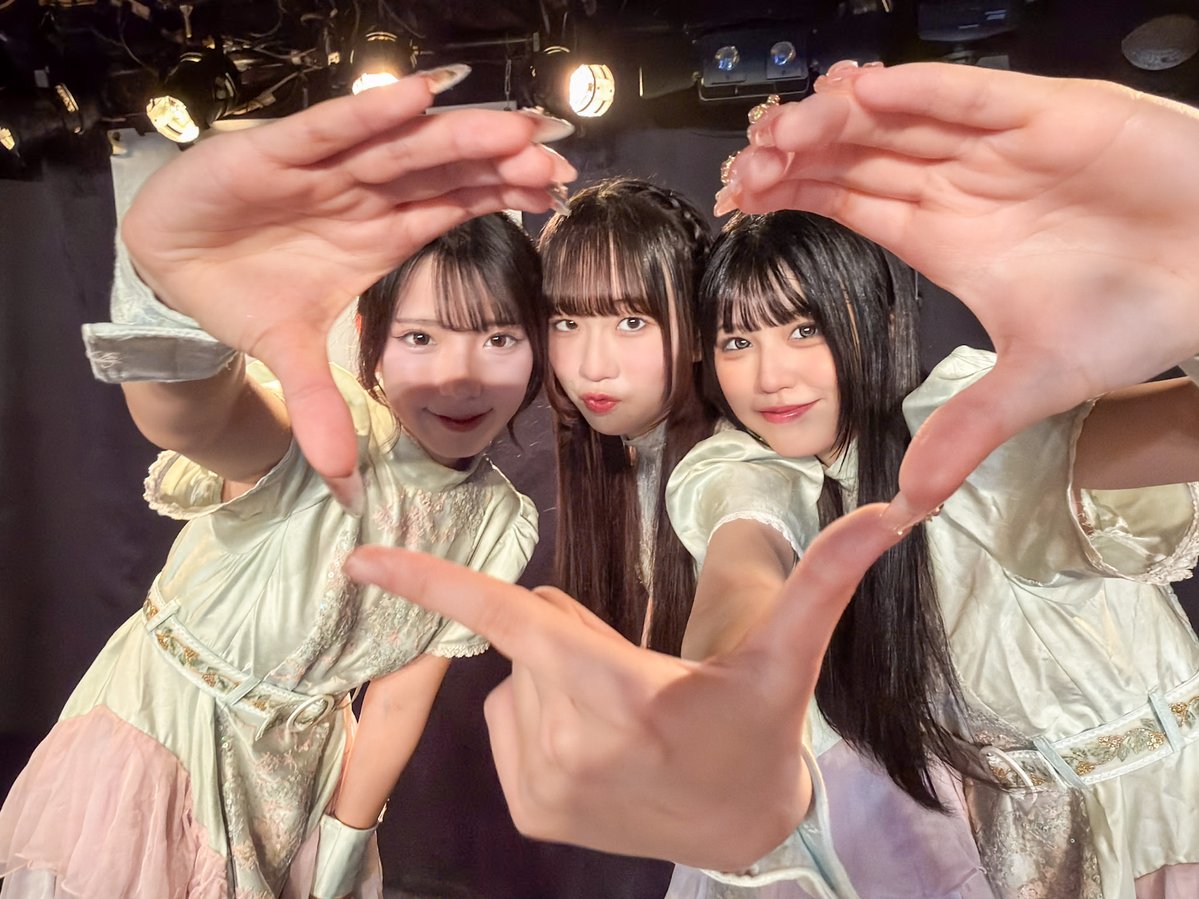 HBDtoYuuuuuna's tweet image. ⚠️本日締め切り！⚠️

2月28日に18歳のお誕生日を迎えるPANDAMICの漆原裕菜さんへのお祝いメッセージを募集しています。
やる気！元気！うるし！✊よろしくお願いします！🙇

yosetti.com/mainyosegakis/…

☆締め切り 2月24日23:59

#PANDAMIC
#パンダミック
#漆原裕菜