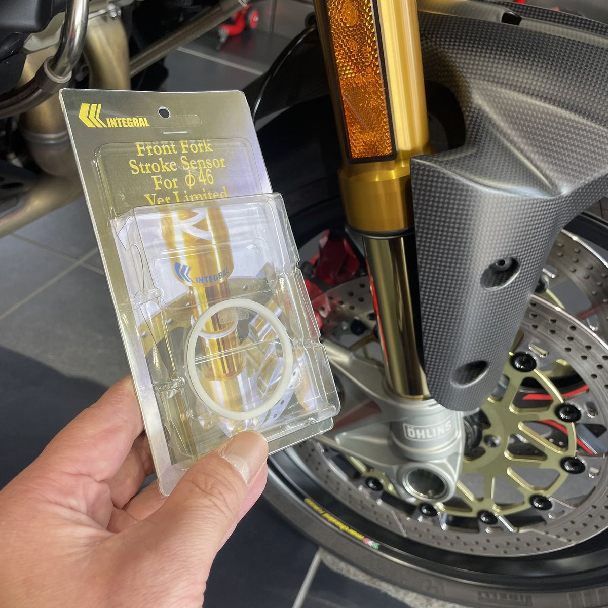 ストロークセンサー購入。
苦手意識のあるサスペンション…
何事も勉強です。

#ducati
#ducatikyoto
#ドゥカティ
#MULTISTRADA
#MULTISTRADAV4RS
#ムルティストラーダ
#繋がれDUCATIの輪2026
#京都
#ドゥカティ京都
#ドゥカティええやん
#ドゥカティいいじゃん
#DOC京都