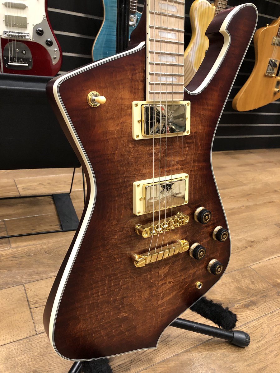 良い杢目ですな。木はいいよなぁ🌲🌳