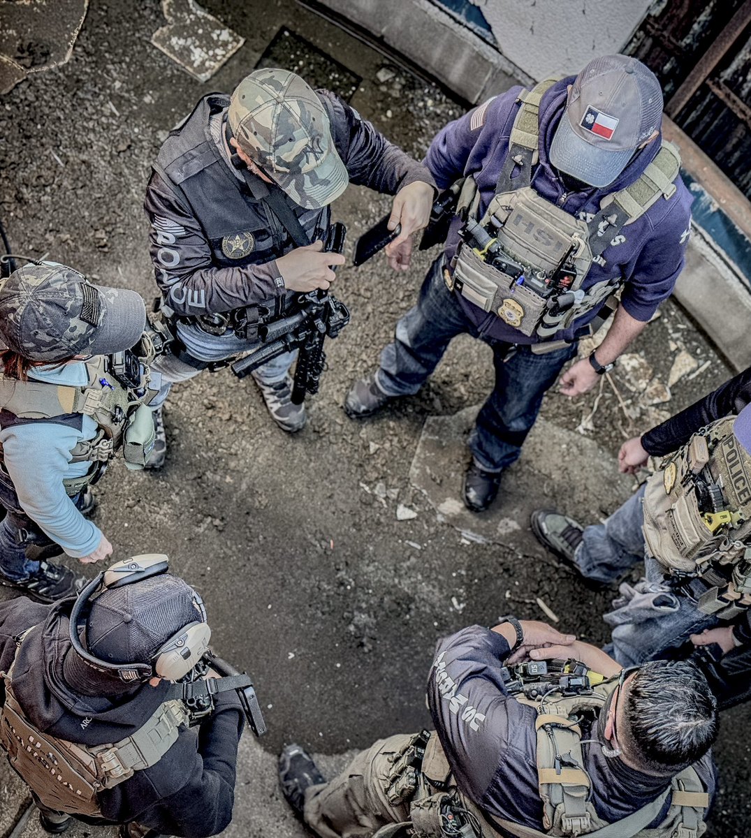 🇺🇸ゴン・GON🇺🇸👮🏻‍♂️JULES Alliance LE装備会・LE装備・LE tweet media
