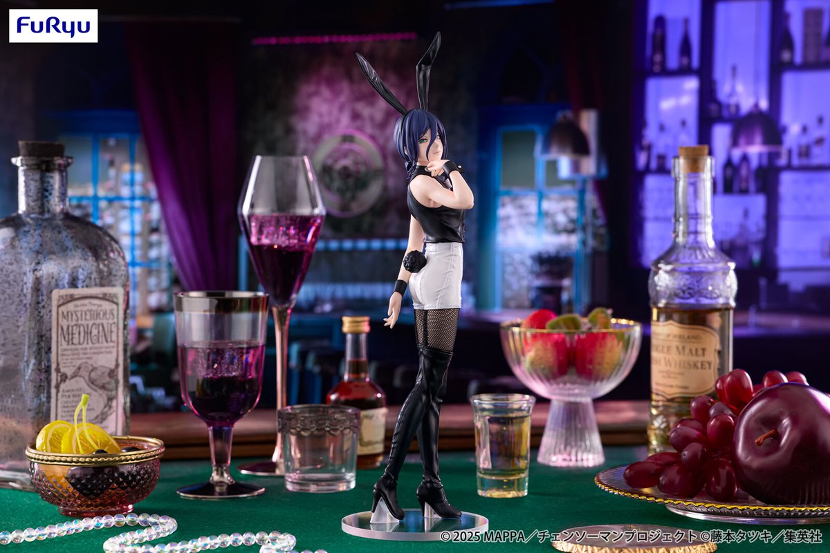 From Chainsaw Man, our favorite bomb girl is getting the bunny treatment and this FuRyu BiCute version is seriously the bomb! Check out our YouTube short for more Reze!
youtube.com/shorts/p_Jsa7X…

#animefigure #Chainsawman #Reze #bunnygirl