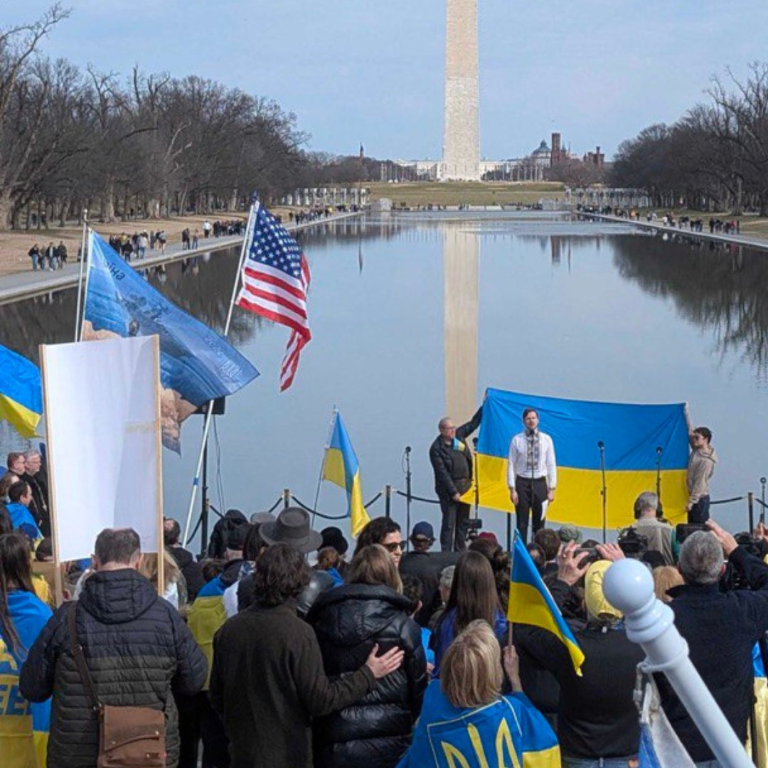 Leleka_FDN's tweet photo. Today marks 4 years since Russia’s full-scale invasion of Ukraine.
Millions of lives were split into “before” and “after”—homes destroyed, families separated, childhoods stolen. 
But Ukraine stands. Last weekend, thousands marched across U.S. cities for Ukraine.
#StopRussia https://t.co/V1G7wsMrvL