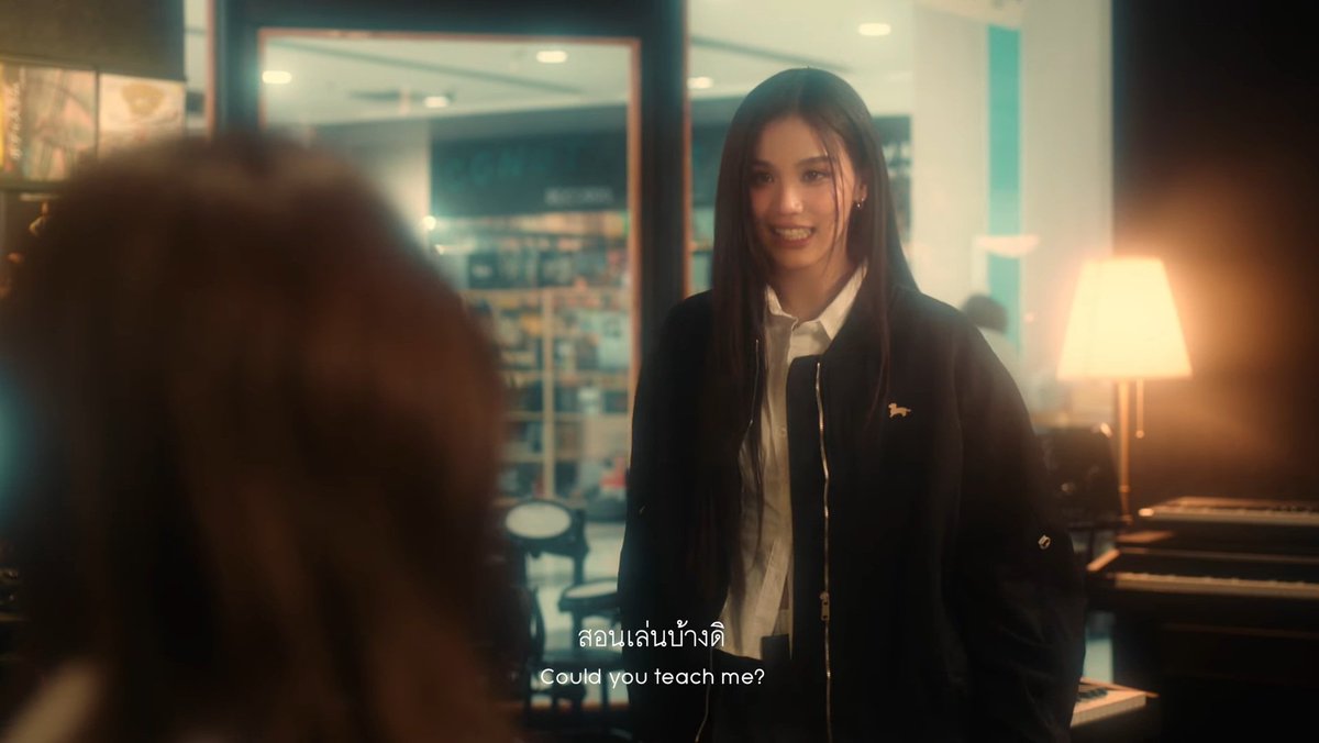 emibonnie colombia tweet media