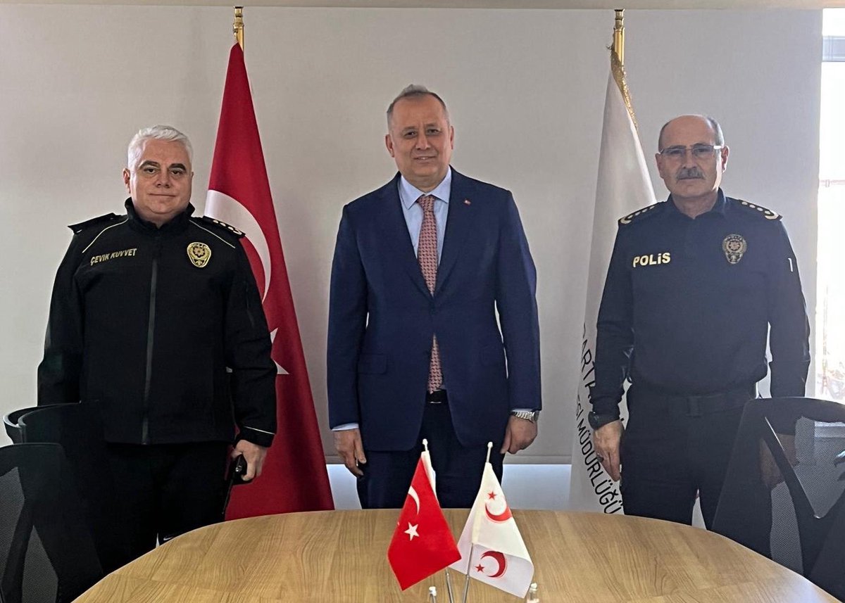 Isparta İl Göç İdaresi Müdürü Sn. Recep BATU’ya iade-i ziyarette bulunduk. Misafirperverlikleri için kendilerine teşekkür eder, çalışmalarında başarılar dilerim.