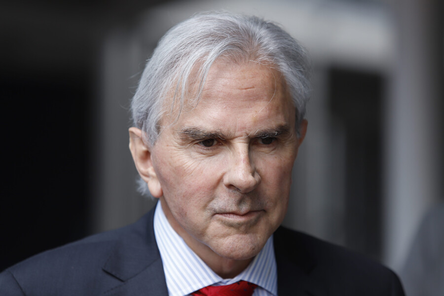 OYE IVÁN MOREIRA !! YA CIERRA LA BOCA Y CÁLLATE !!
Suficiente daño le has hecho a la derecha apoyando y votando con los zurdos, que te pasó?? TRAIDOR!!