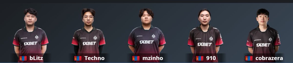 username900122 tweet media