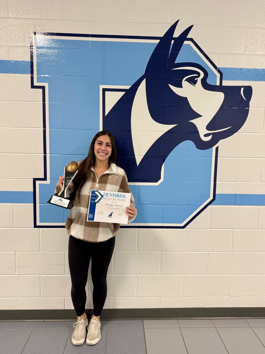 BrooklynRadosta's tweet photo. Thats a wrap for our @DenmarkHS Flag Football Banquet.  Congratulations to all my teammates for their awards and to the outgoing seniors for a VERY successful time as a Dane! I was humbled to be named Most Valuable Player, along with 1st Team All-Region & All-Academic team. All Glory to Jesus! Thank you to Coach Bowman & Coach Marchand for your guidance and leadership. Now back to dirt for Softball 2026!  Go Danes! 🐾🩵
@ExtraInningSB @AGTTamborra18 @SamfordSB
@SamfordU @megdcurry @logancalhoun22
@sarahcespedes1 @bellsfurg @ForsythSports
@ryandgreenwood @KlimMichael @LineDsoftball
@grit_AA  @TamborraStacy @DanesClub  @Denmark_Danes
