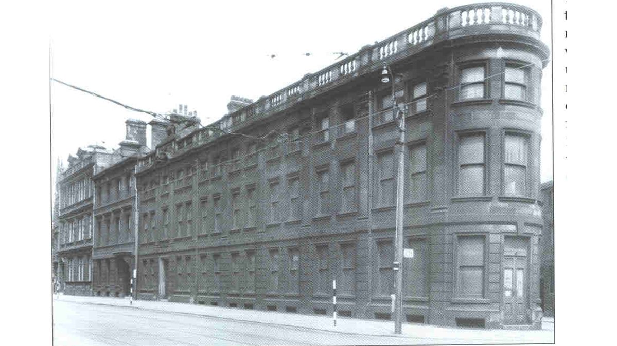 AssayOffice's tweet image. If you are interested in the Sheffield #silver industry and precious metal #hallmarking then you may find the history of Sheffield #AssayOffice fascinating! You can read all about us here: bit.ly/336ACwZ