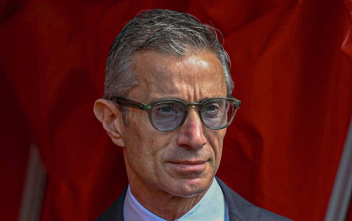 UPYOURARSENAL04's tweet photo. After Arsenal signed Mosquera and Andrea Berta was pursuing a deal for Hincapié, people said "Not another Defender"

Saliba, Gabriel, Mosquera &amp; Calafiori have all missed games due to injuries

Berta is Ten Steps ahead👏 https://t.co/XMq6etGgio