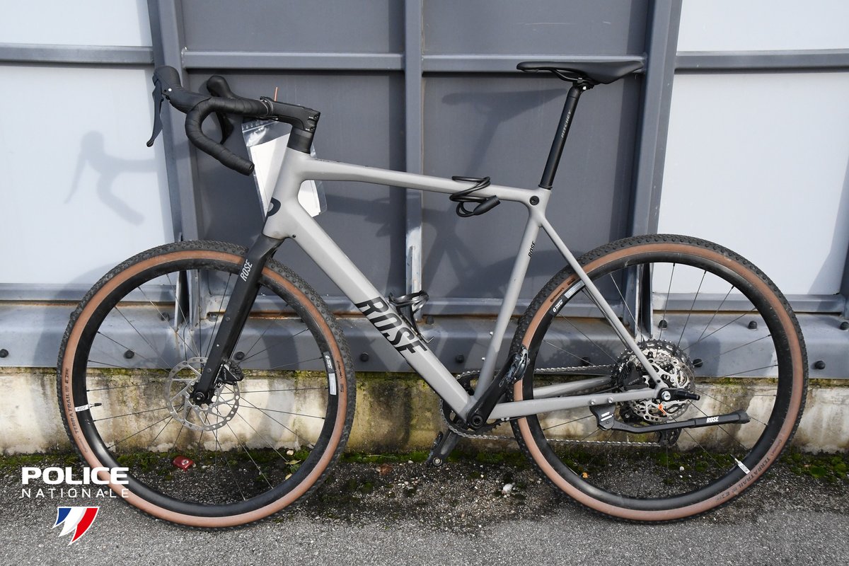 Police Nationale 69 tweet media