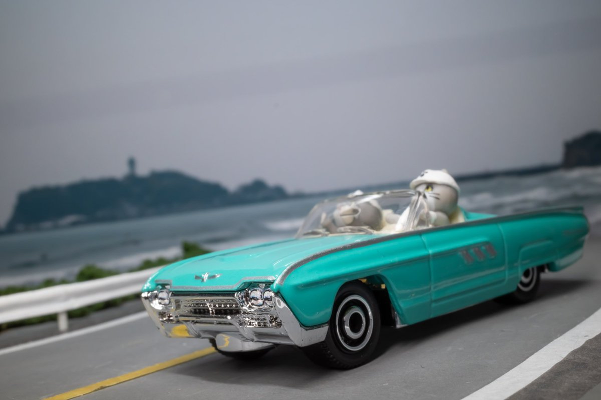 マッチボックス ムービングパーツ のフォード サンダーバード 1963を