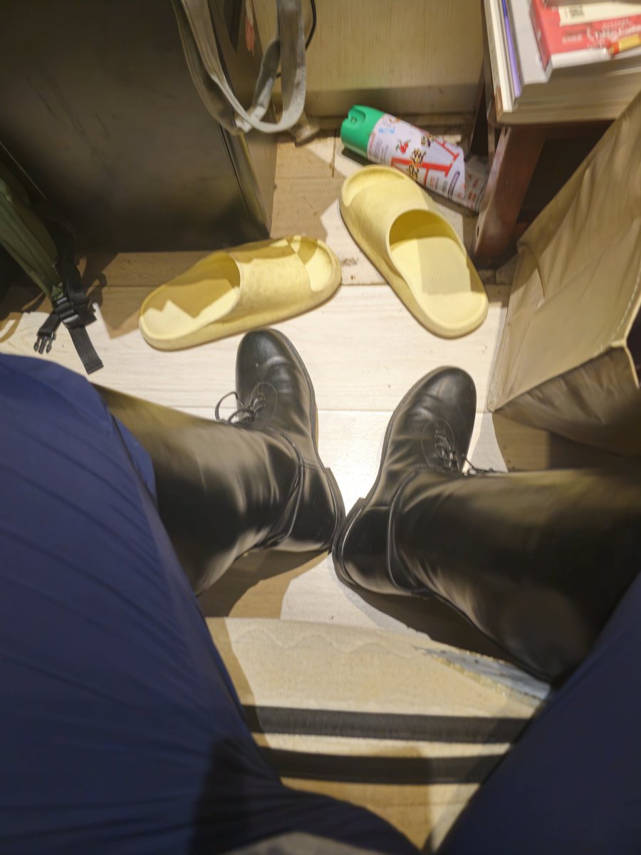 Handsometom101's tweet photo. 返工  車上遇賤貨 真讓人反感 https://t.co/gn6UECukiw