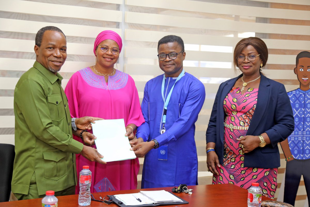 UNBenin's tweet image. Le Groupe inter-agences Genre, Inclusion, Diversité et Droits @UNBenin a tenu à Cotonou sa retraite stratégique 2026.
Au nom de @aminatousar, @tiemrich a salué l’engagement des équipes et rappelé l’exigence de résultats concrets pour faire vivre le principe #LeaveNoOneBehind.