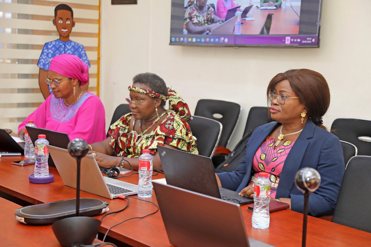 UNBenin's tweet image. Le Groupe inter-agences Genre, Inclusion, Diversité et Droits @UNBenin a tenu à Cotonou sa retraite stratégique 2026.
Au nom de @aminatousar, @tiemrich a salué l’engagement des équipes et rappelé l’exigence de résultats concrets pour faire vivre le principe #LeaveNoOneBehind.