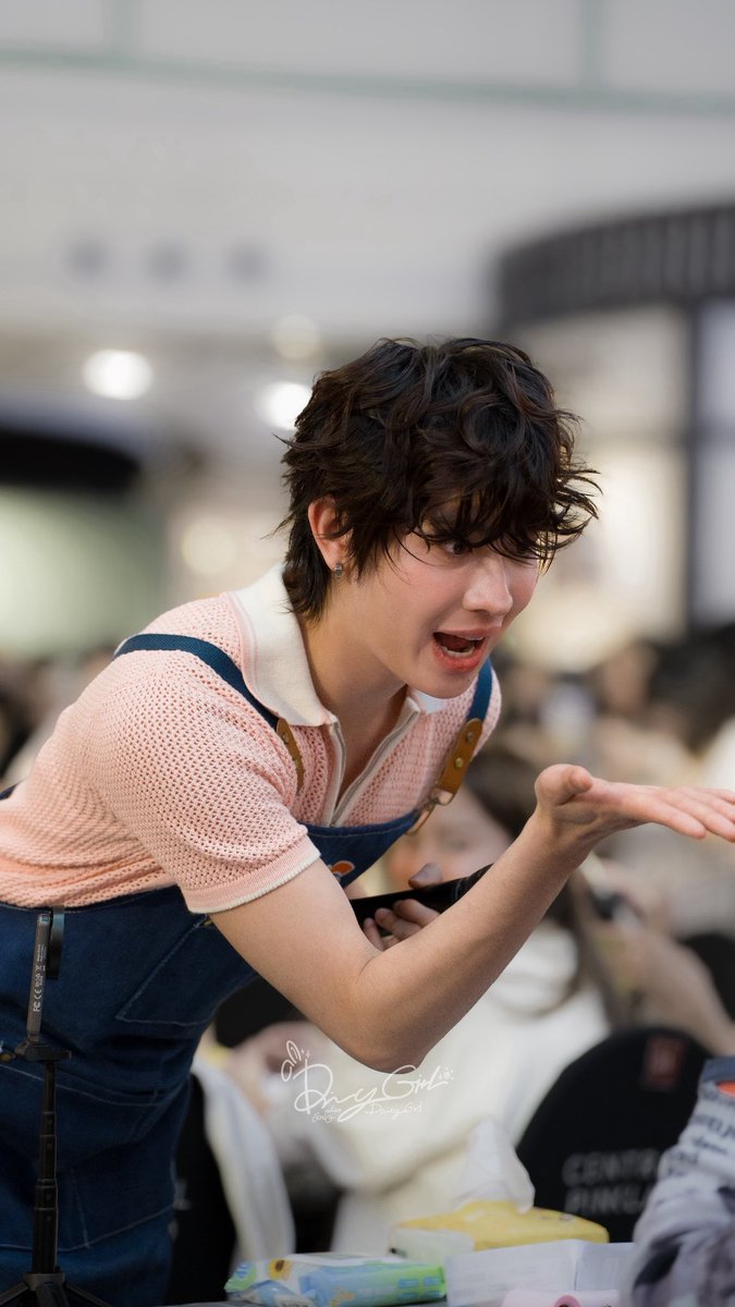 Cannyboo_sweet's tweet image. ยัยเฟิ้ดเสิร์ฟให้แม่ๆได้คุ้มมาก น่าร้ากกก💖
#b2sxfirstone #Firstone