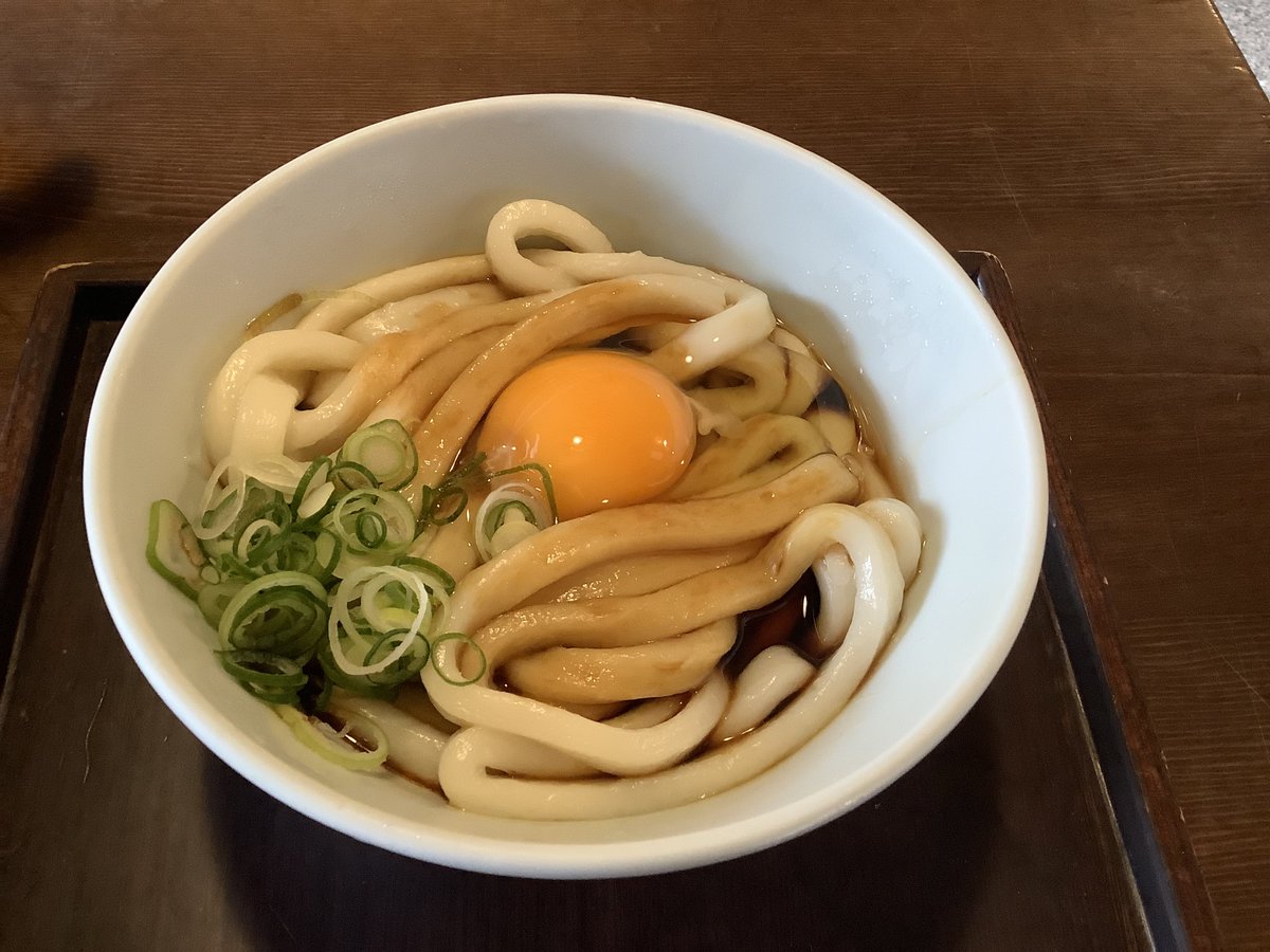 besan_48's tweet photo. きょうの #聖地巡礼。

クリームソーダと
伊勢うどんと
赤福ぜんざい。

豚捨ってせいちゃん
なに食べたんだっけ、、、？

#福岡聖菜 https://t.co/tToty0PBgj