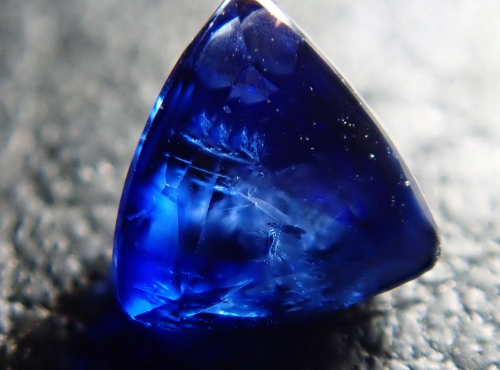 Gem Shop Urcaguary(ウルカグアリー)💎公式アカウント