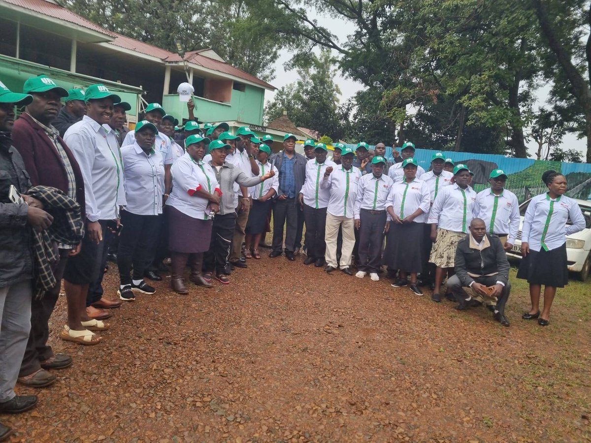 upa_kenya's tweet photo. Day 2 of the Gusii Tour: 

Our UPA grassroots officials are ready and geared up as they join  Dr.  Fred Matiang’i on today’s stopovers — Nyamira, Marani, Nyakoe, Suneka, and Nyamarambe.

 #MatiangiThe6Th #SafishaKenya #UPAParty https://t.co/lErsLiyyn1