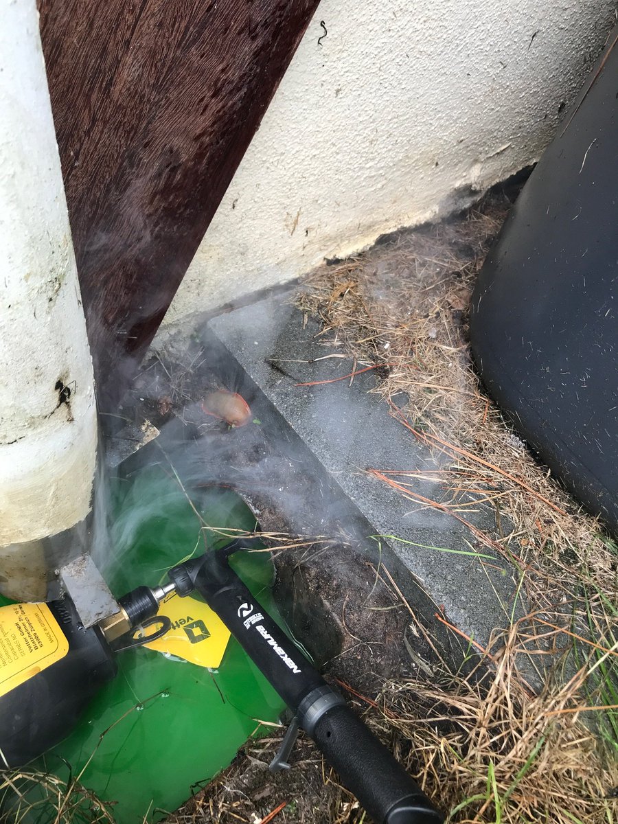 plombier_bou's tweet photo. Recherche de fuite extérieure à Larmor-Plage (56260)

Vous constatez un affaissement de terrain, une zone humide persistante dans votre jardin ou une infiltration en façade après la pluie ?

Détection non destructive :
https://t.co/NUqeiyPmAr https://t.co/47TICsf3bF