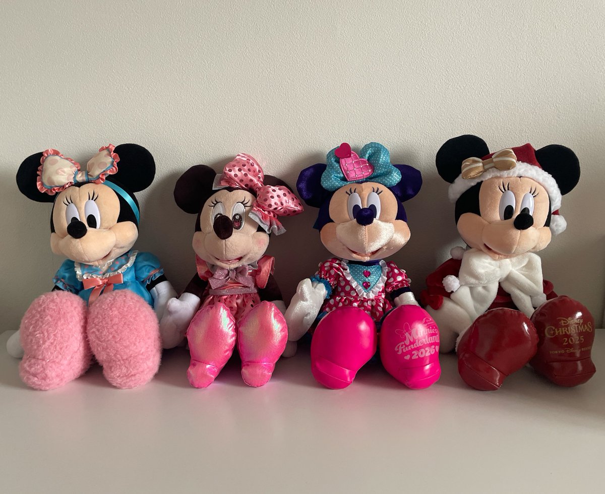 ディズニーストア ミニーぬいぐるみキーチェーン MINNIE DAY 2026 