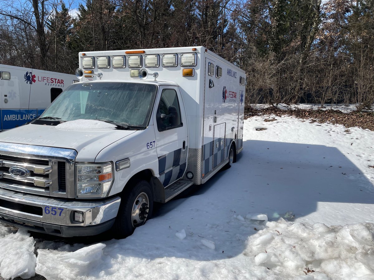 US Ambulances for Ukraine NFP tweet media