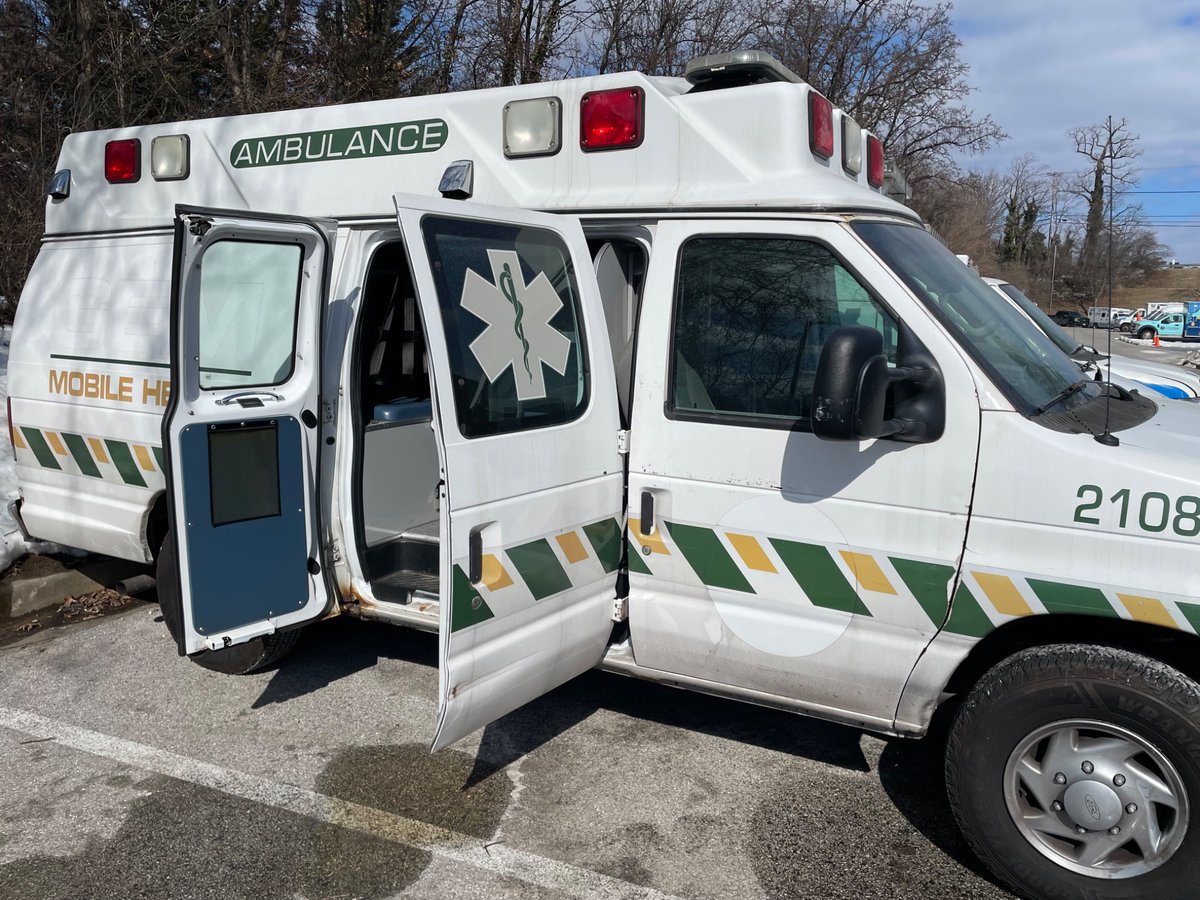 US Ambulances for Ukraine NFP tweet media