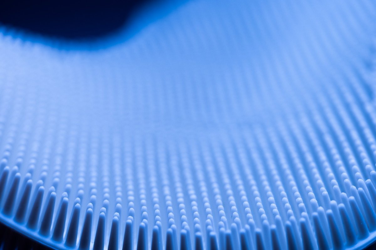 AZoRobotics tweet media