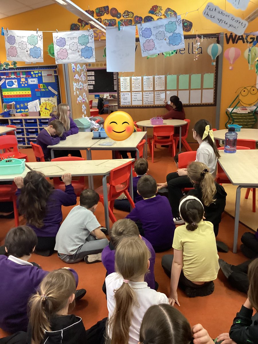 NantCelynY3's tweet photo. Welsh Week! 
Today, we used our ‘Y Wal Wella’ to look at WAGOLL’s and then construct our own success criteria’s for them. We then made a poem plan for our Eisteddfod poem and then rewrote it to challenge ourselves and ‘bump it up!’ 
@nantcelynschool https://t.co/uQyLFzniXx