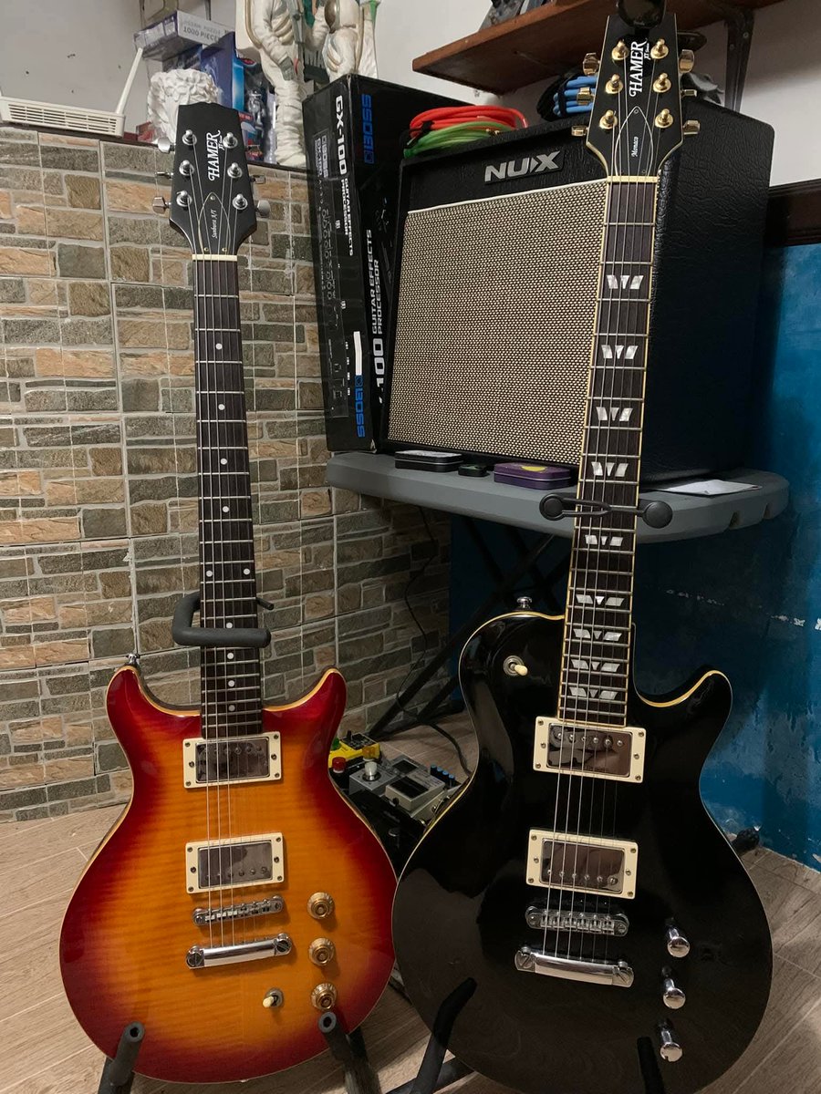 jhunterproject's tweet photo. For more than 1 decade with these 2 ⚡
#hamer #guitar https://t.co/0bJGeW956p