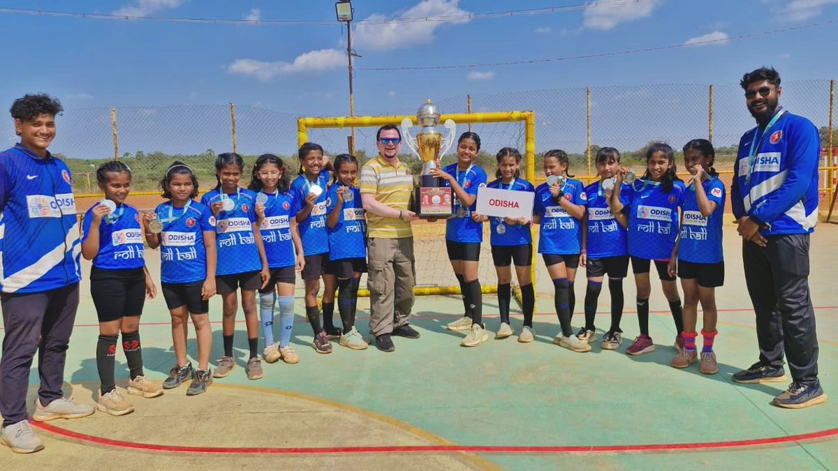 sports_odisha's tweet photo. #Odisha Girls Roll Ball Team clinched #Silver 🥈 at the 15th Mini National Roll Ball Championship 2026. Congratulations to the team for their remarkable performance throughout the championship. 👏🏻

#OdishaForSports #PadiaToPodium #RollBall https://t.co/tvnazmiOEn