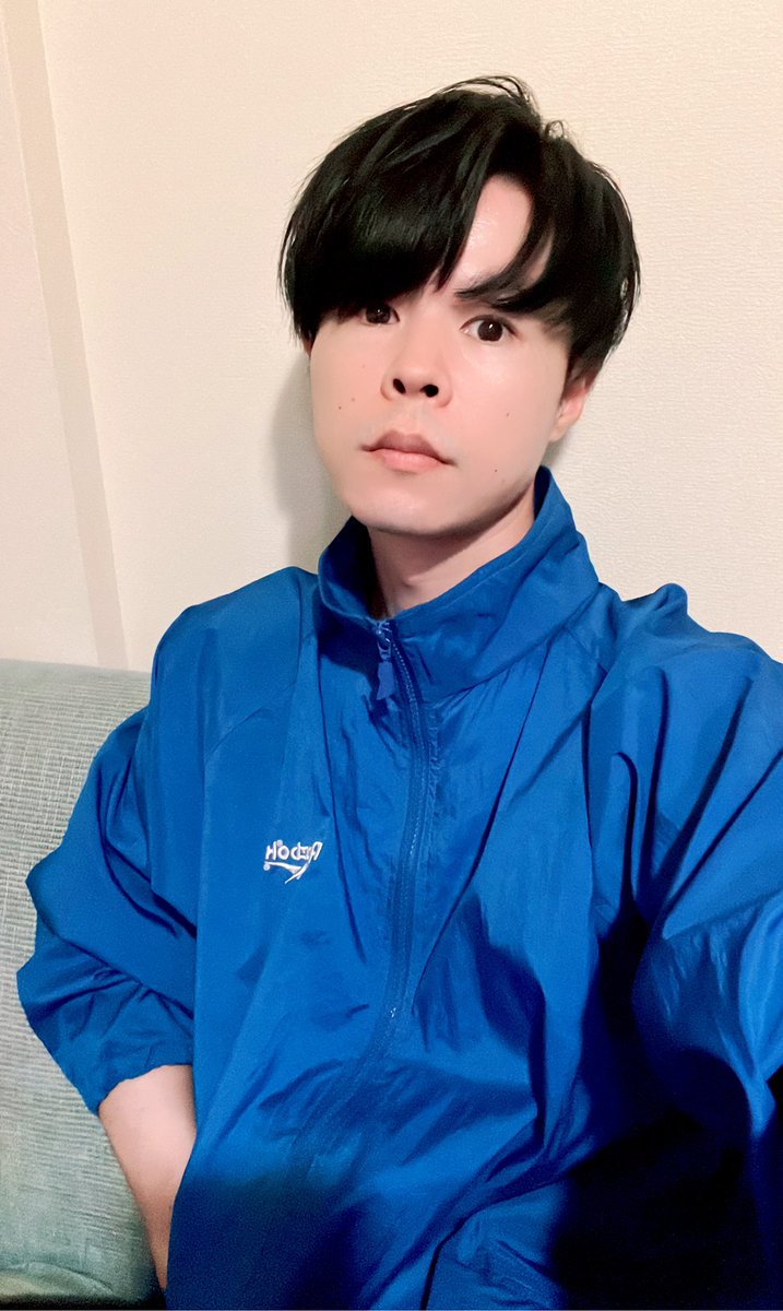 Draw4用に買ったReebokの90sナイロンジャケットめちゃ可愛かった