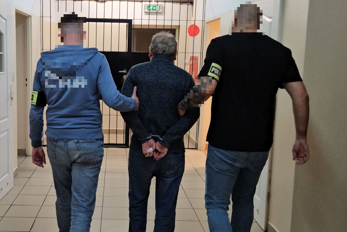 ŚwiętokrzyskaPolicja tweet media