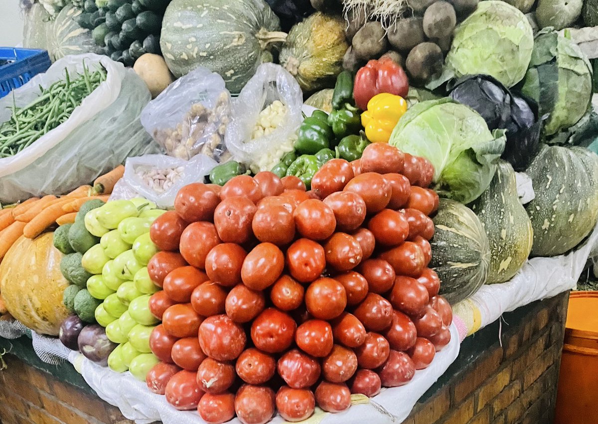 NanaNazzo's tweet image. Mwiriwe,Let us know when you want to cook fresh vegetable at your home. 
We will also bring fruit. 

Make your order today
Whatsapp/Call 
+250782705155

#Rwanda #Food #Fresh ##fruit #vegetables