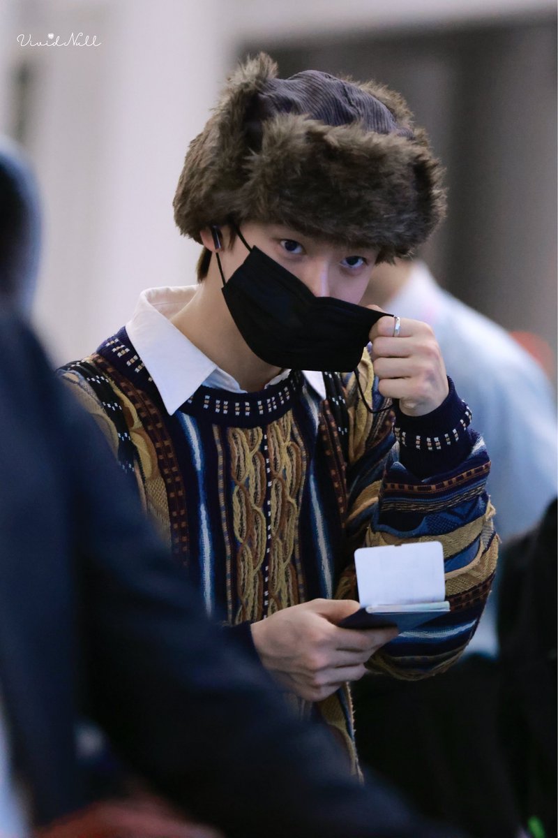 vividnull_ tweet media