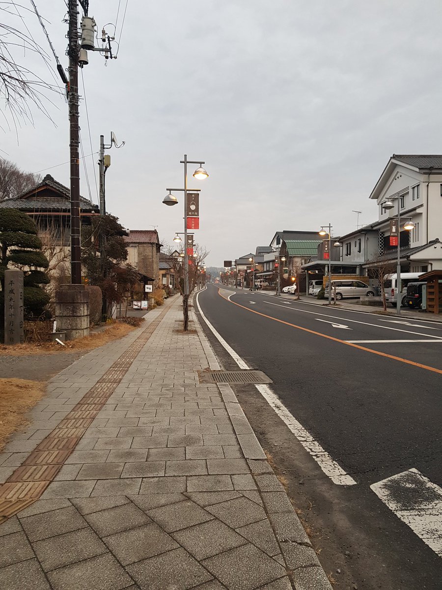最初は益子町のメインストリート、城内坂です。陶器市のメイン会場でも