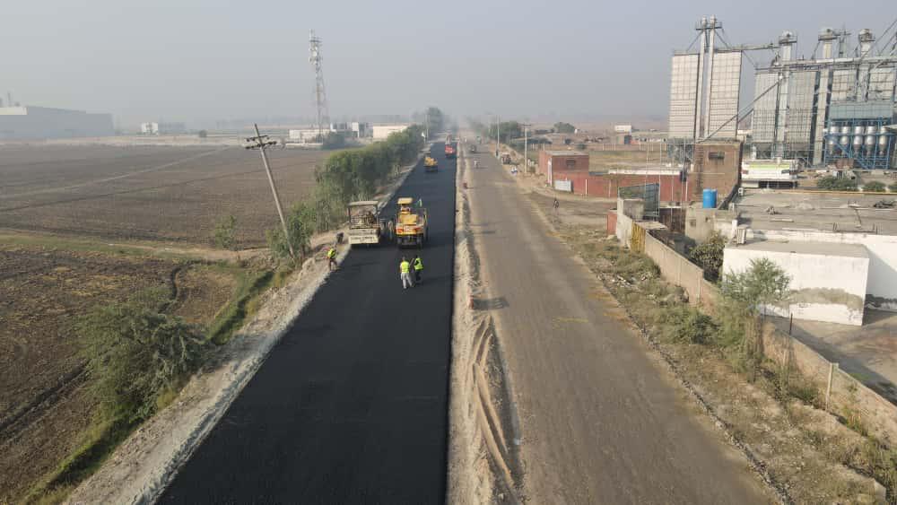 cwdpunjab's tweet photo. #سڑکیں_بحال_پنجاب_خوشحال
Under Chief Minister Punjab @MaryamNSharif Roads Restoration Program, 𝐑𝐞𝐡𝐚𝐛𝐢𝐥𝐢𝐭𝐚𝐭𝐢𝐨𝐧 𝐨𝐟 𝐌𝐮𝐫𝐢𝐝𝐤𝐚 𝐍𝐚𝐫𝐨𝐰𝐚𝐥 𝐑𝐨𝐚𝐝. District #Narowal #shiekhupura #muridkay
#roadsrestorationprogram #DevelopingPunjab #PunjabProgress #betterroadsforpunjab